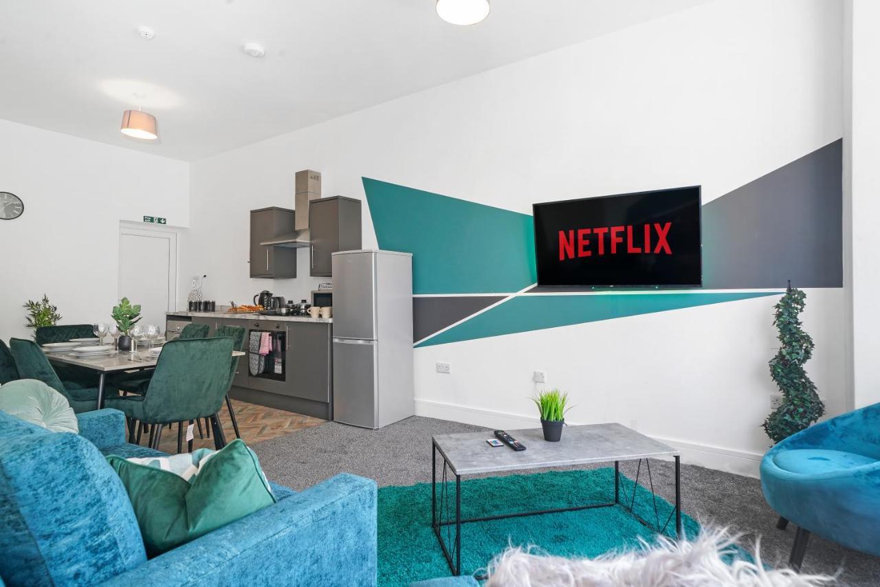 Luxe Holiday Apartments By Sasco Blackpool Bagian luar foto